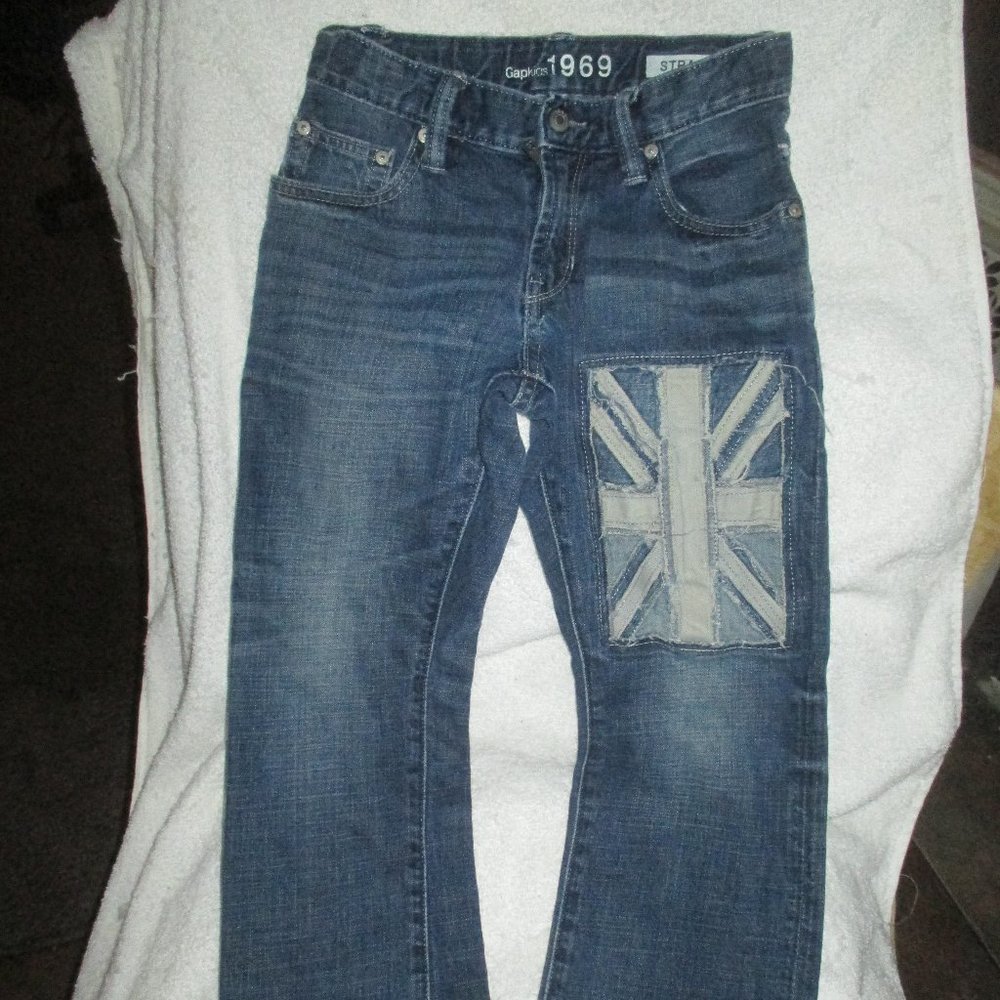 Gap kids 1969 Boy Fit Regular Straight Fit Jeans size 8- BRITISH FLAG